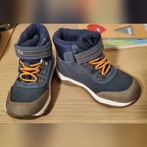 New FILA toddler boots size 7.5